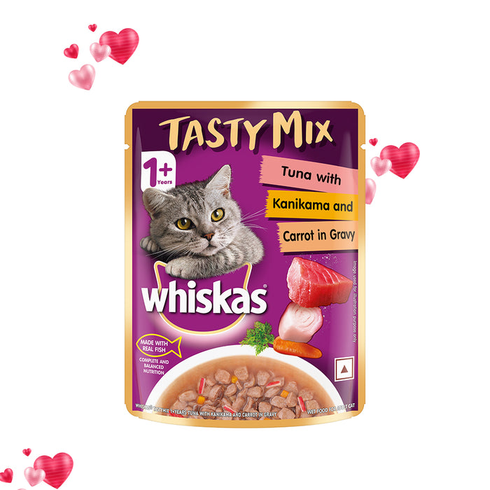 Whiskas Adult (1+ year) Tasty Mix Wet Cat Food Made With Real Fish, Tuna With Kanikama And Carrot in Gravy